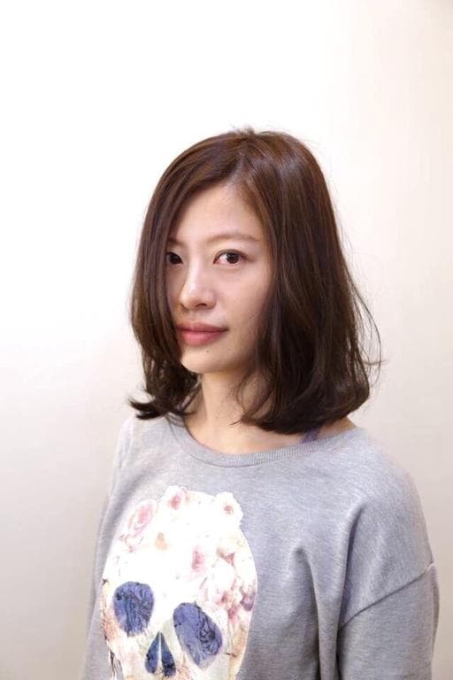 棕色系、女生中長髮、超好整理