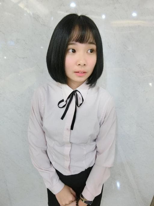 染髮、霧面、女生短髮