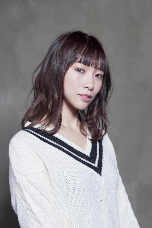 春天花季髮色、手撥卷、染髮