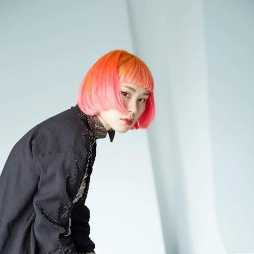 女生短卷髮-(耳下肩上)、鮑伯頭、獨角獸髮色