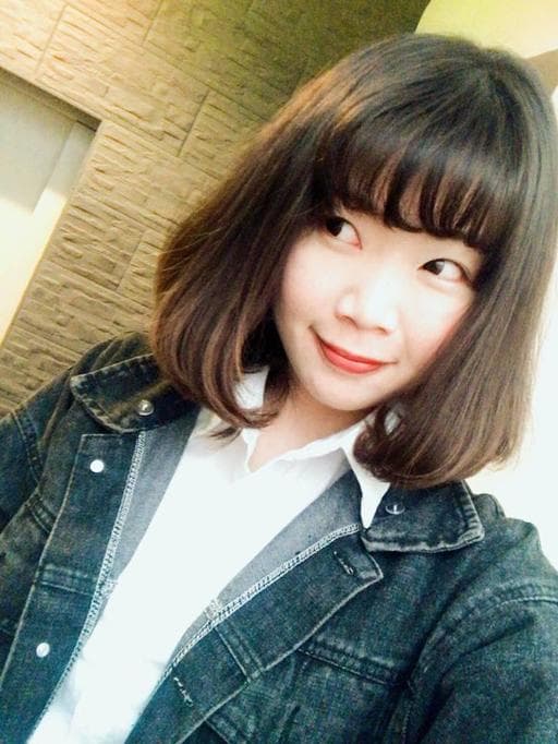 女生短卷髮-(耳下肩上)、手撥卷、女生中長髮