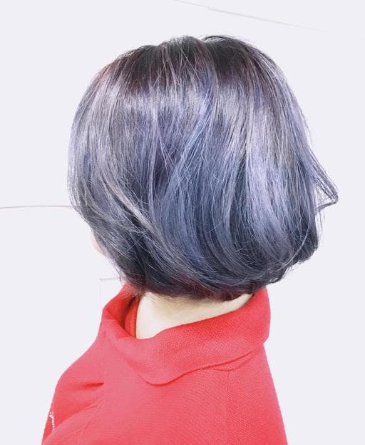 女生短髮、紫外光髮色、女生染髮