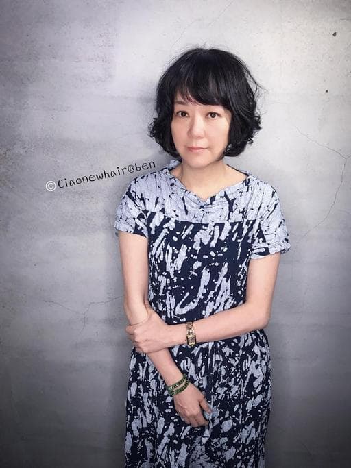 女生短髮、手撥卷、男士逗號瀏海