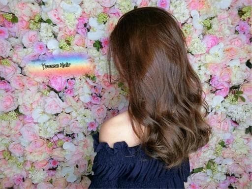 女生中長髮、女生染髮、浪漫大卷