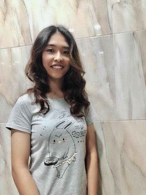女生中長髮
