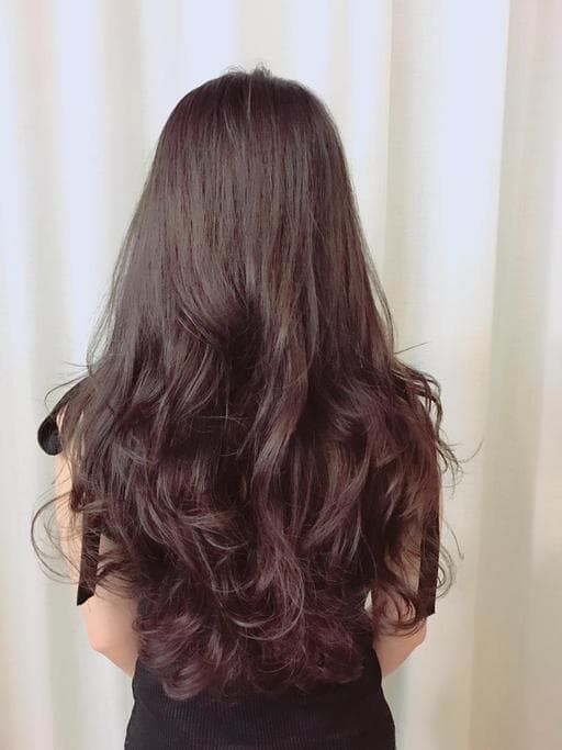 浪漫大卷、女生長髮、手撥卷