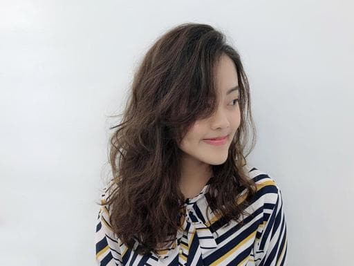 女生中長髮、蓬鬆感、燙髮
