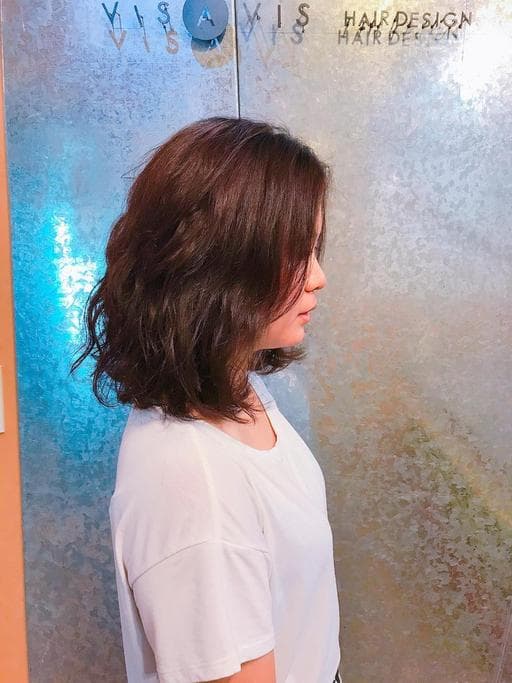 棕色系、女生短卷髮-(耳下肩上)、台北剪髮