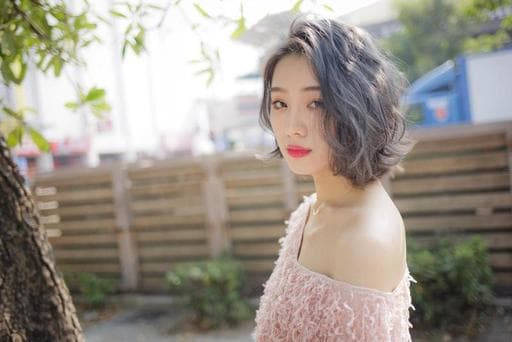 女生短髮、灰色系、女生染髮