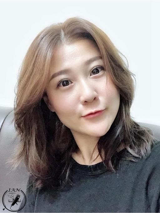 女生中長髮、質感溫塑、空氣感卷髮