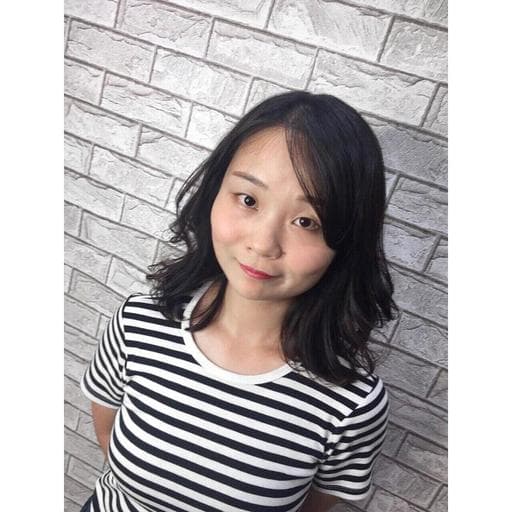女生中長髮