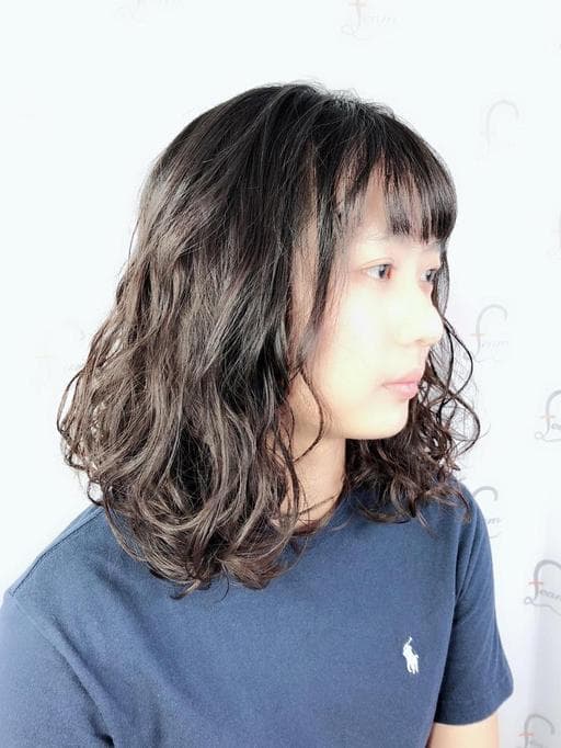 女生短髮、燙卷、質感溫塑
