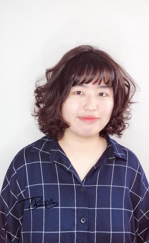 女生短髮、燙卷、質感溫塑