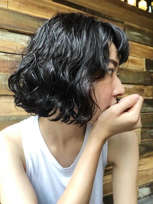 鮑伯頭、女生短卷髮-(耳下肩上)、台中剪髮