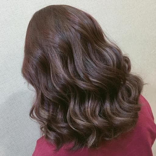 棕色系、浪漫大卷、女生中長髮
