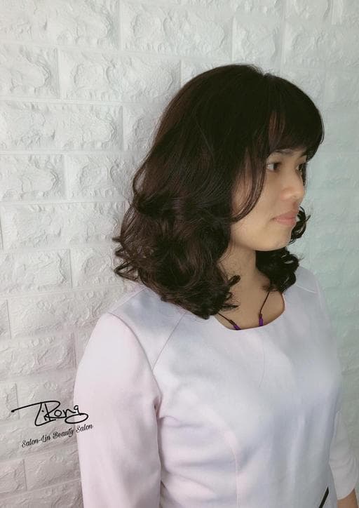 女生中長髮、質感溫塑、蓬鬆感