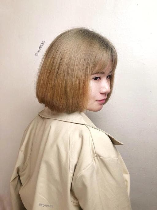 女生中長髮、台中剪髮、特殊色