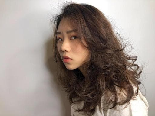 女生染燙、空氣感卷髮、浪漫大卷