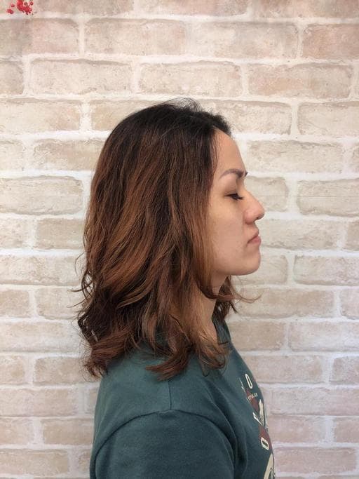 女生中長髮、空氣感卷髮、浪漫大卷