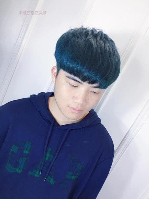 特殊色、男生Undercut、霧面質感
