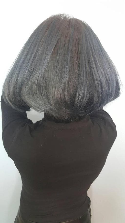 迷霧晶礦染、女生短髮、染髮