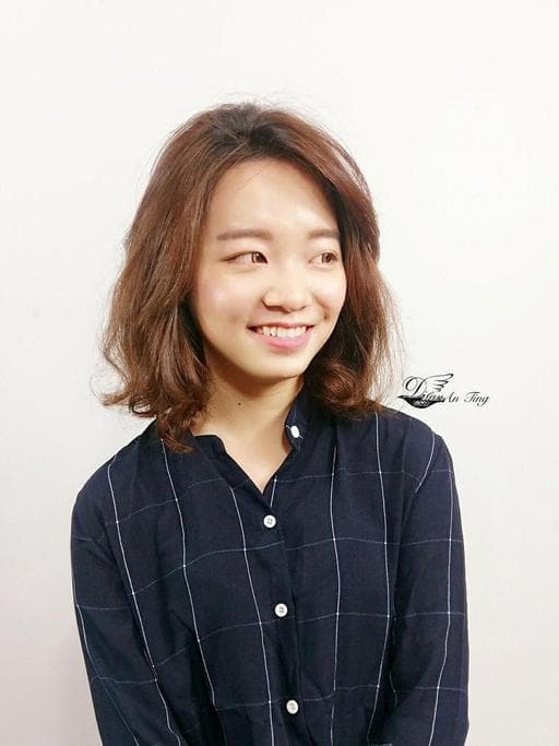 清新中短髮-(耳下肩上)、女生短髮、女生短卷髮-(耳下肩上)
