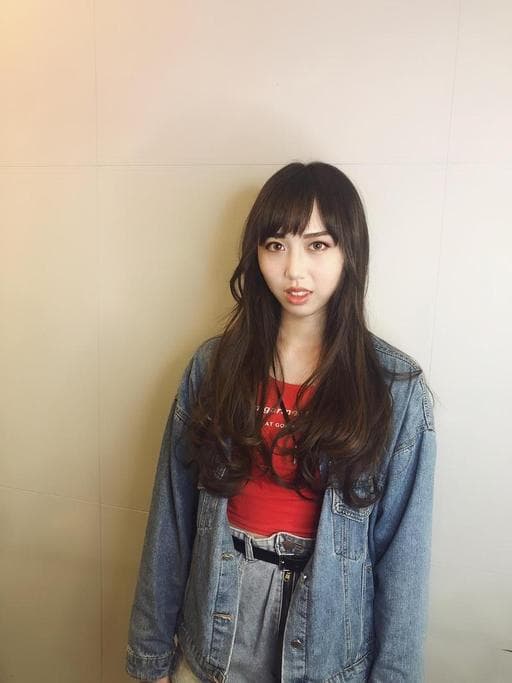 灰色系、女神系捲髮、女生長髮