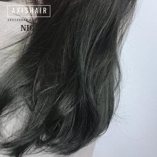 女生中長髮、棕色系、墨綠色