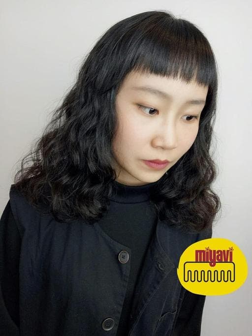 女生燙髮、女生眉上瀏海、台北中山區設計師
