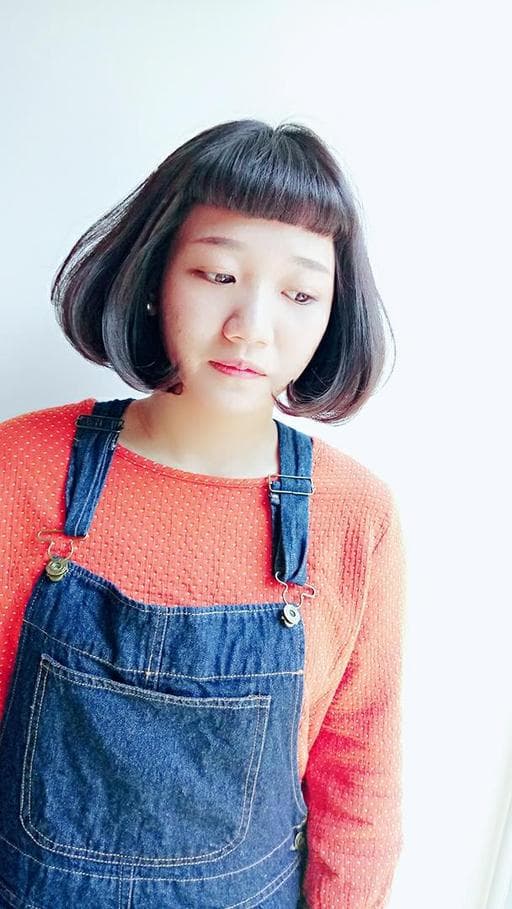 女生眉上瀏海、韓系燙髮、高雄燙髮