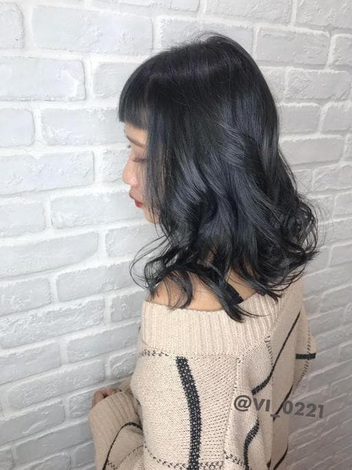 女生中長髮、灰色系、女生染髮