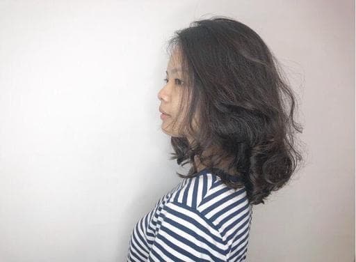 女生中長髮、燙卷、浪漫大卷