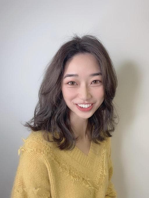 女生中長髮、蓬鬆感、女生染髮