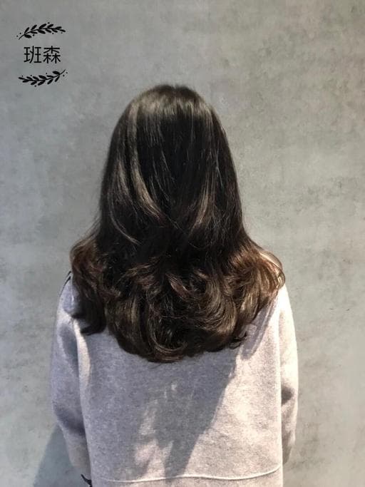 女生燙髮、高雄燙髮、高雄剪髮