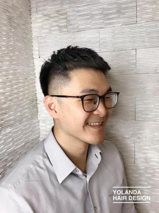 男士漸層推、男生紋理剪裁、台中剪髮