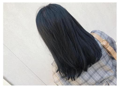 女生染髮、藍綠色、墨藍綠