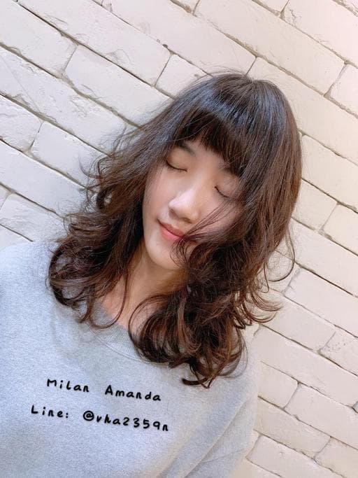 嬉皮卷、女生中長髮、台南剪髮