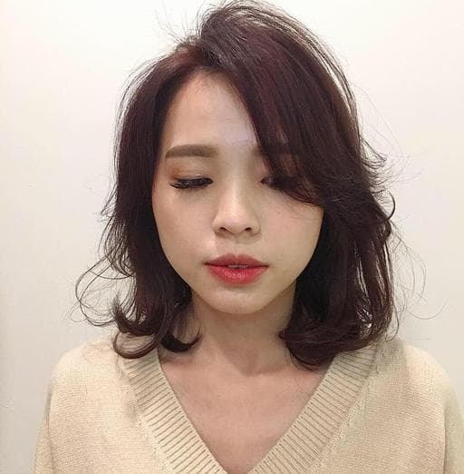 女生中長髮、空氣感卷髮、霧面質感