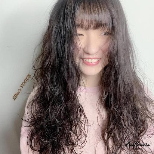 女生長髮、女生染髮、個性