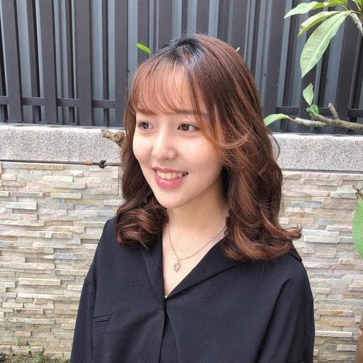 女生中長髮、向陽青海店、女生染髮