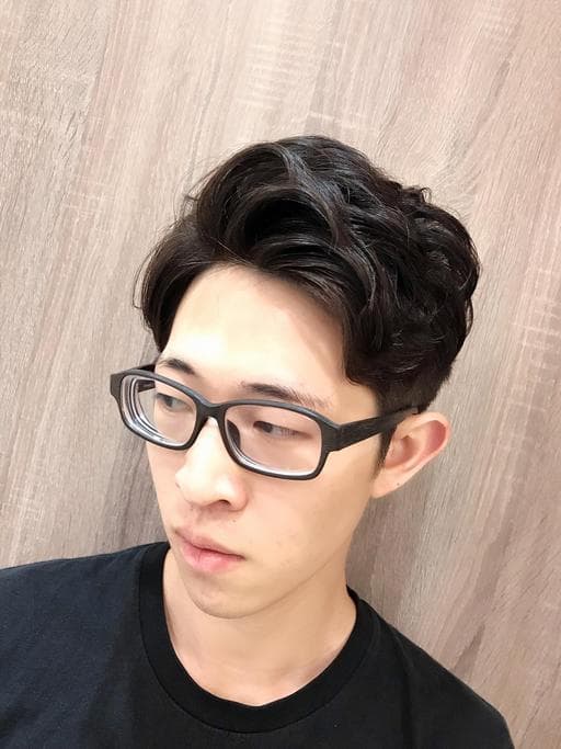 男生短髮、男生Undercut、男生卷髮