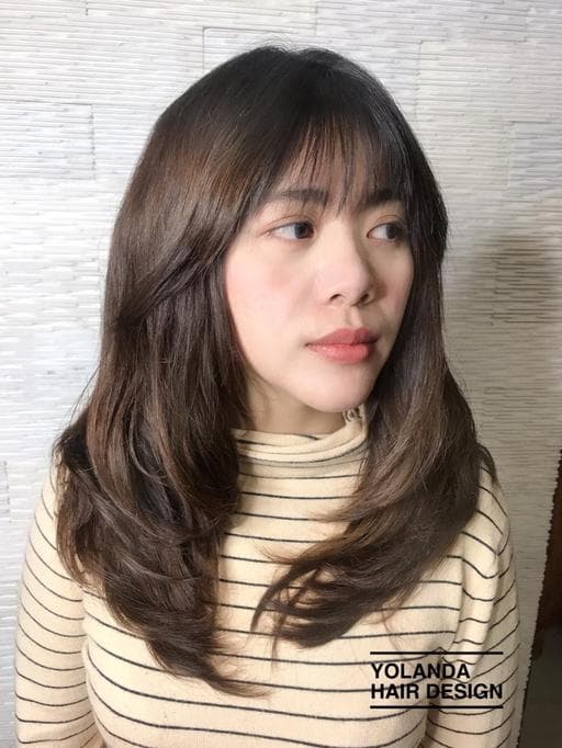 質感溫塑、女生長髮、手撥卷