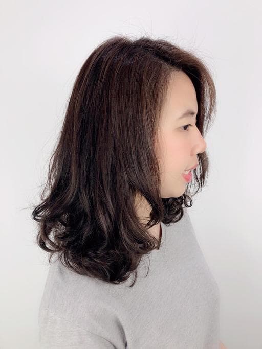 女生中長髮、女生染燙、女生染髮