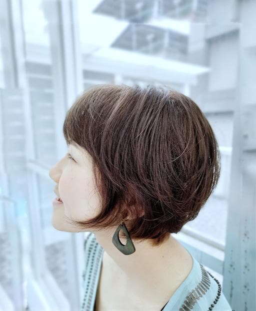 女生短髮、短髮女神系、霧面質感