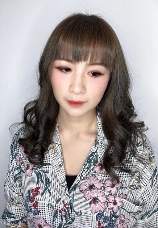 女生長髮、女生染髮、電棒造型