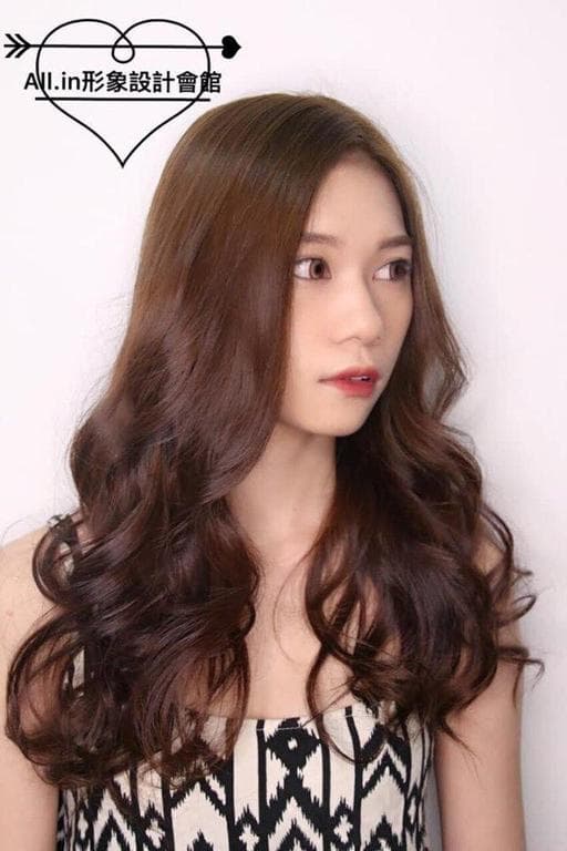 女生長髮、女生染髮、不用漂髮