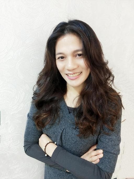女生過肩長髮、女生長髮、溫塑燙