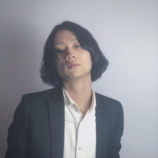 男生卷髮、男生中長髮、男生髮型