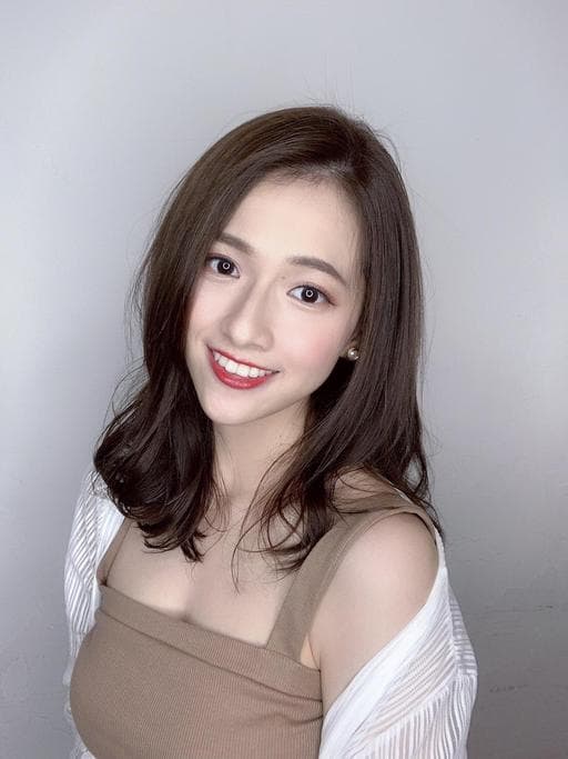 女生中長髮、女生染燙、溫塑燙