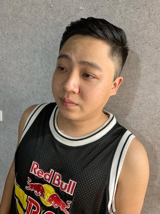 男生短髮、新竹剪髮、黑色